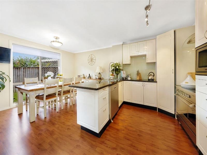 12/11 Owen Jones Row, Menai NSW 2234