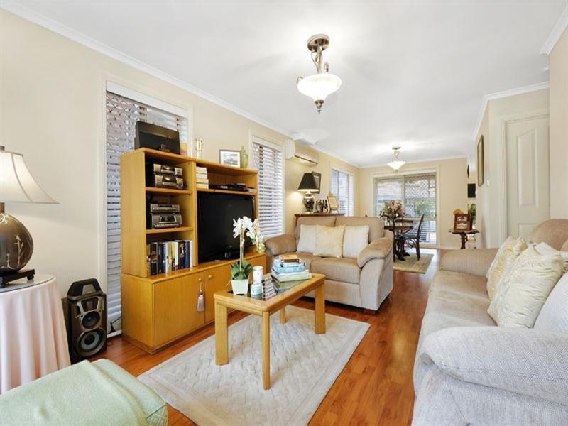 12/11 Owen Jones Row, Menai NSW 2234