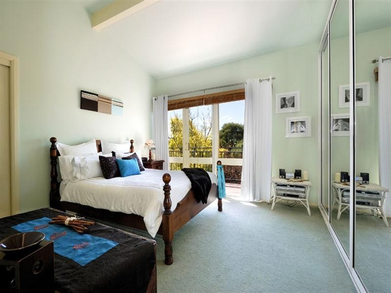 7 Redman Avenue, Illawong NSW 2234