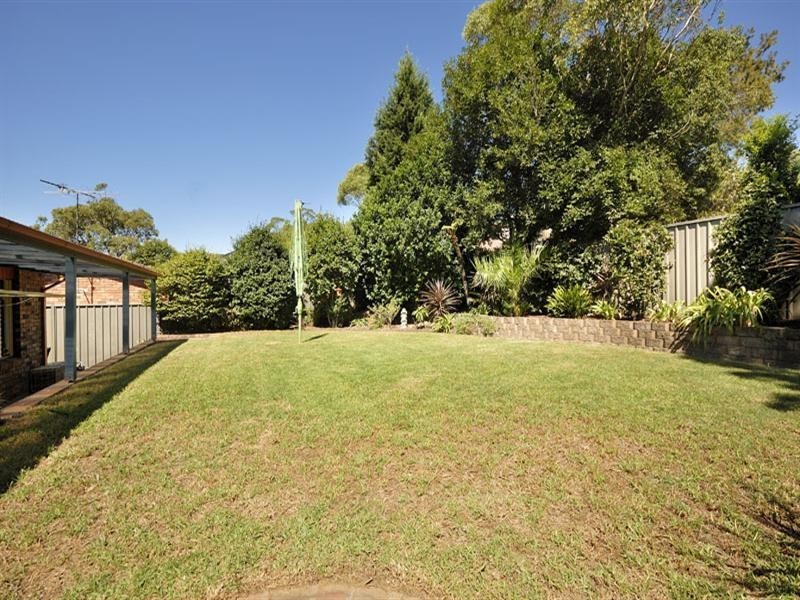 7 Redman Avenue, Illawong NSW 2234