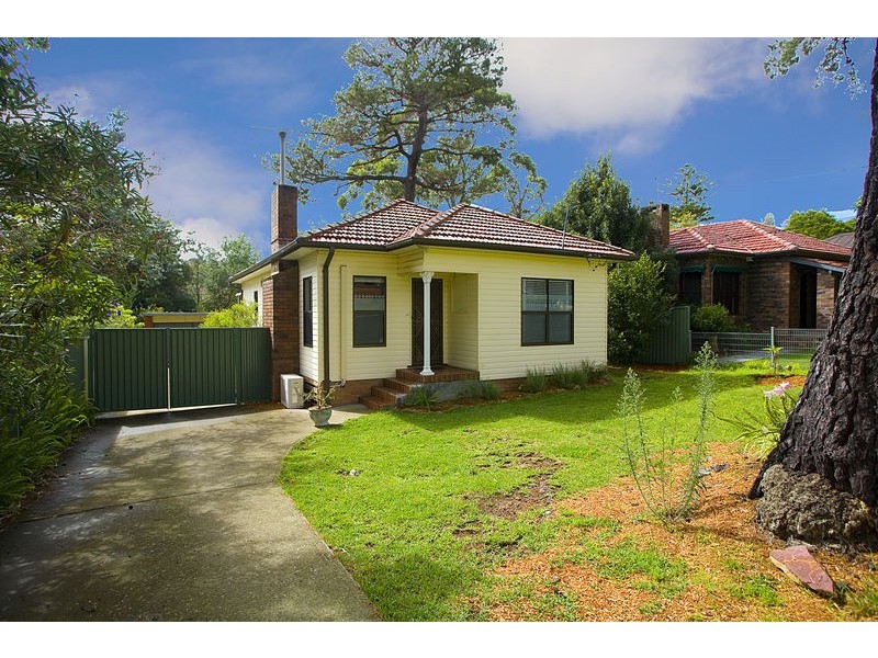 38 Oakwood Street, Sutherland NSW 2232