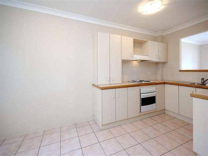 4/27 Bluegum Way, Menai NSW 2234