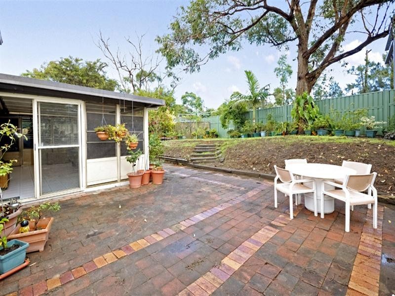 5 Shore Close, Illawong NSW 2234