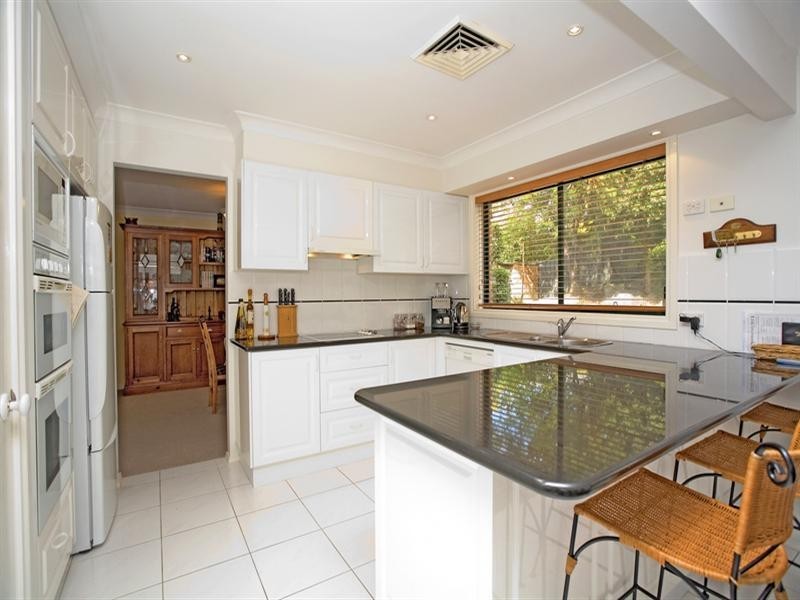 27 Stringybark Place, Alfords Point NSW 2234