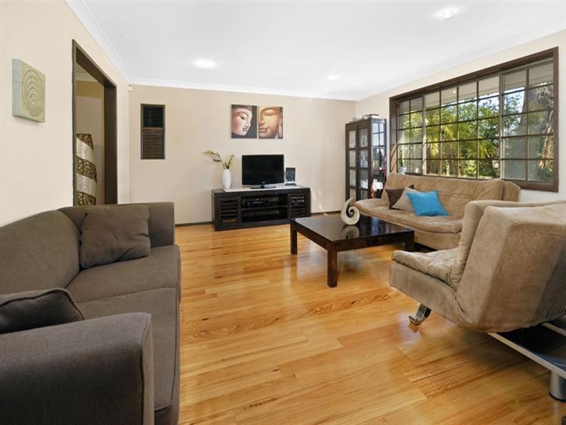 10 Yanderra Avenue, Bangor NSW 2234