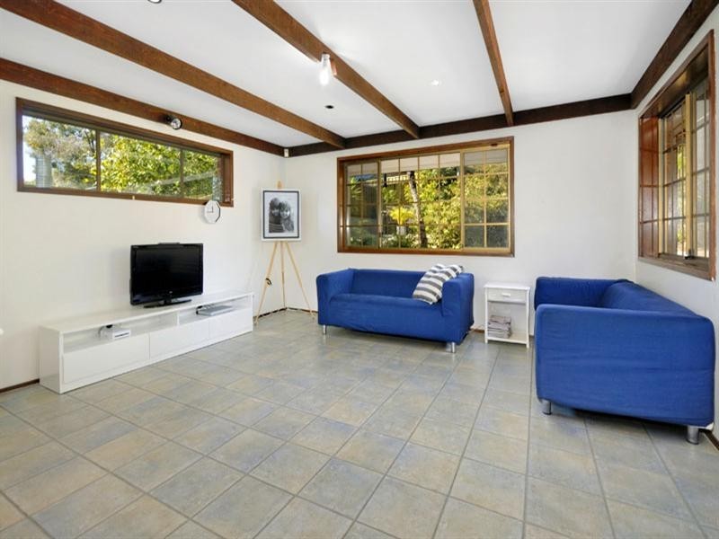 10 Yanderra Avenue, Bangor NSW 2234