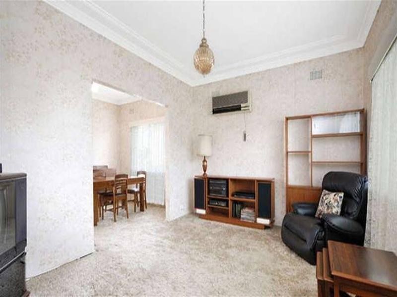 247 Fowler Road, Illawong NSW 2234