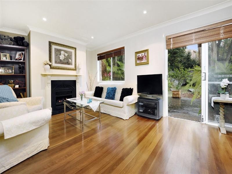 4 Trial Place, Illawong NSW 2234