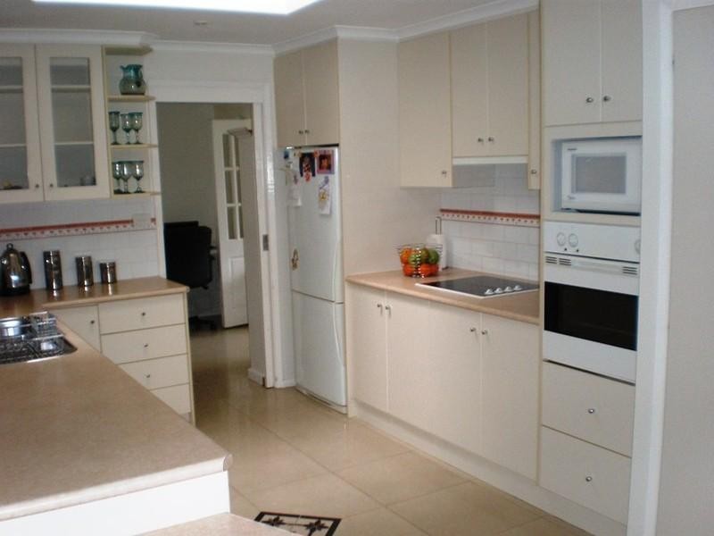 16 Baudin Close, Illawong NSW 2234