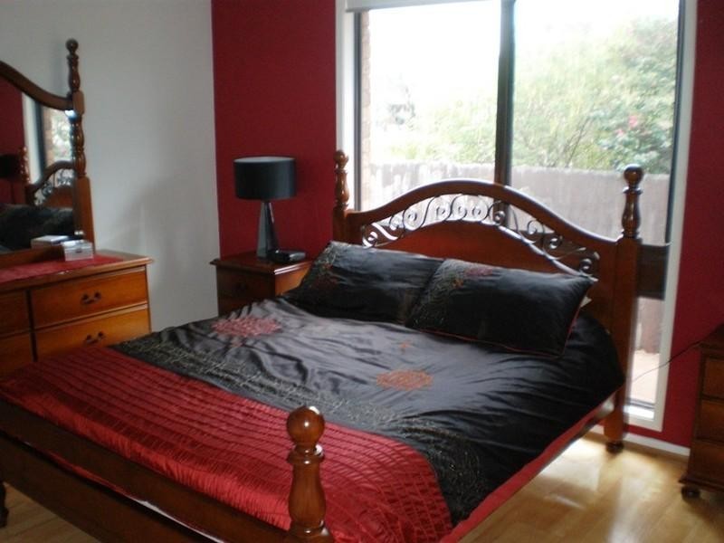 16 Baudin Close, Illawong NSW 2234