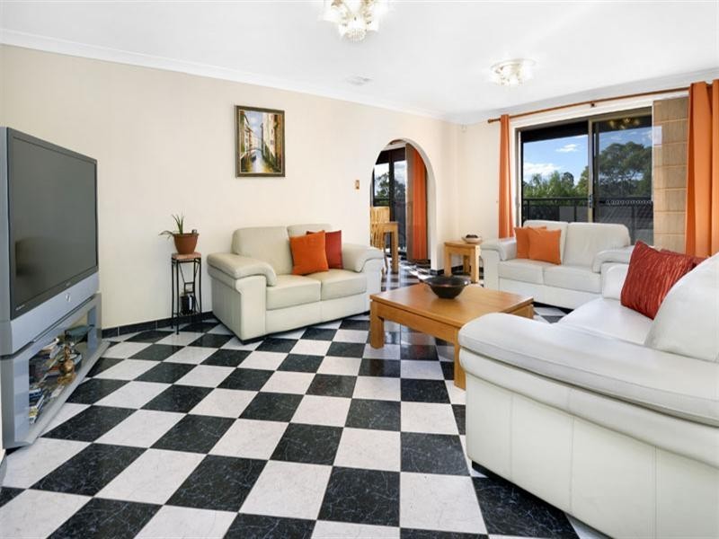 8 Goolagong Place, Menai NSW 2234