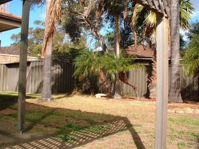 8 Rosewall Drive, Menai NSW 2234