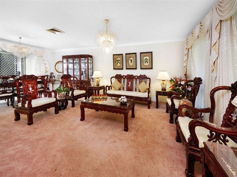 55 Allison Crescent, Menai NSW 2234