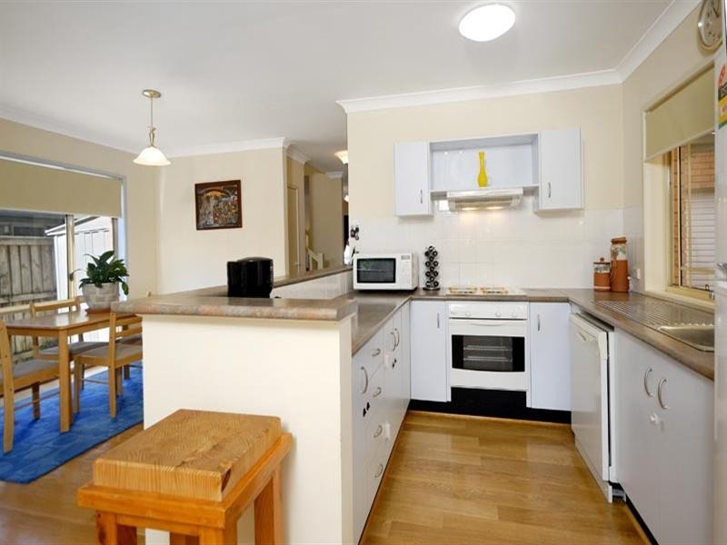 5 Kerslake Grove, Menai NSW 2234