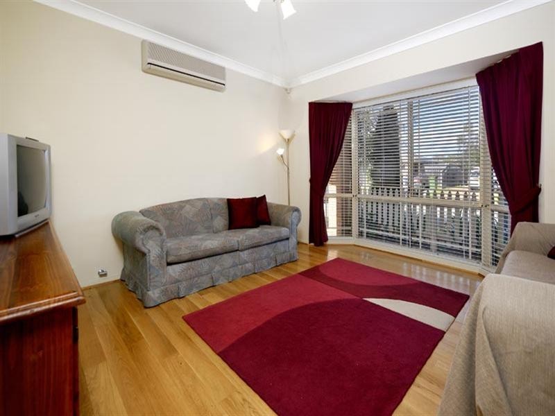 5 Kerslake Grove, Menai NSW 2234