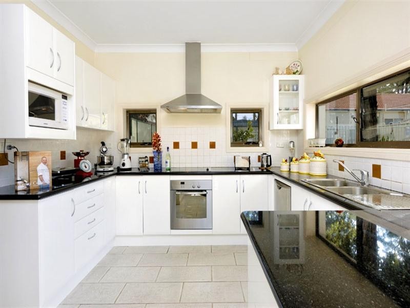 3 Parkwood Drive, Menai NSW 2234