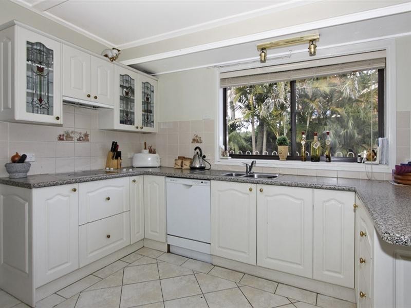 66 Old Ferry Road, Illawong NSW 2234