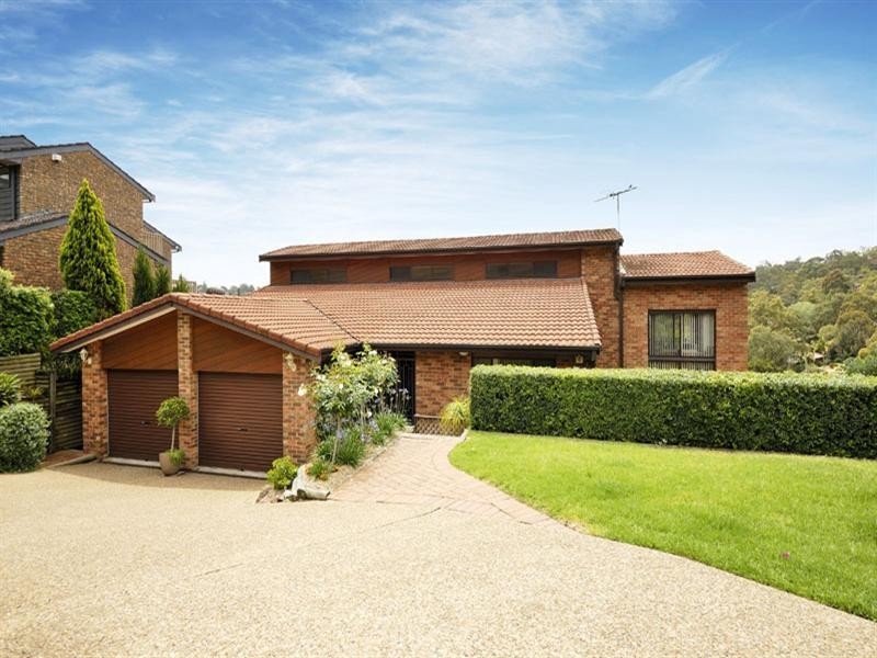 7 McPherson Place, Illawong NSW 2234