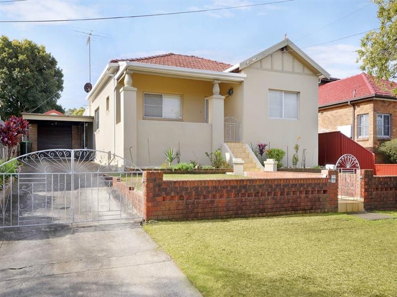 23 Griffiths Avenue, Punchbowl NSW 2196