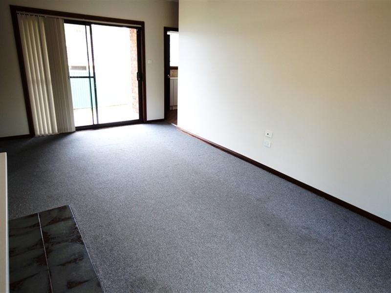 1 Robinia Place, Alfords Point NSW 2234