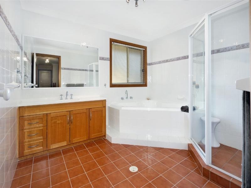 4 Butler Close, Menai NSW 2234