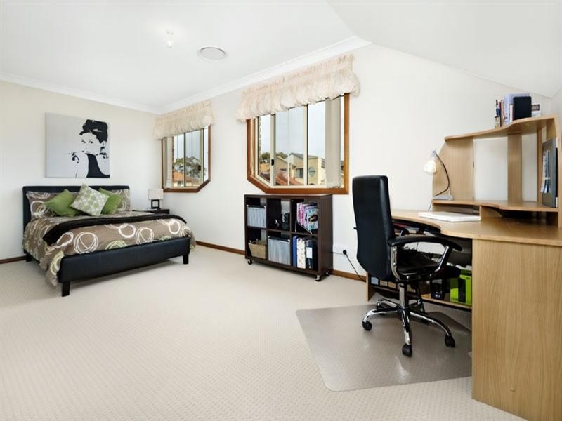 4 Butler Close, Menai NSW 2234