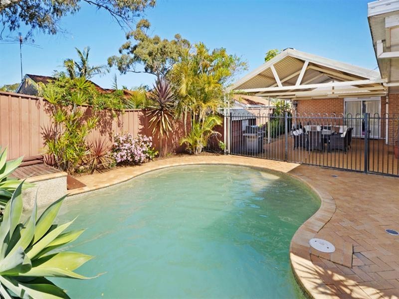 1 Shaw Close, Barden Ridge NSW 2234