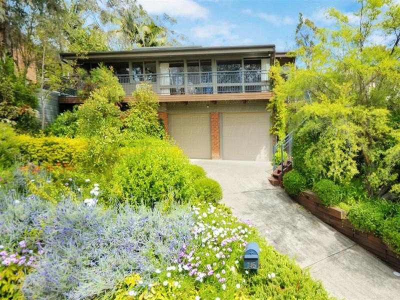 145 Hall Drive, Menai NSW 2234