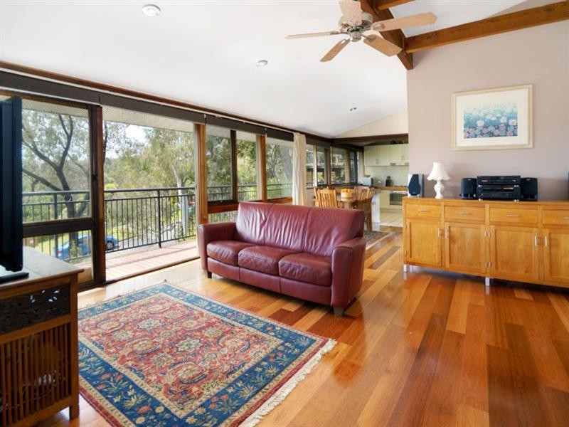 145 Hall Drive, Menai NSW 2234