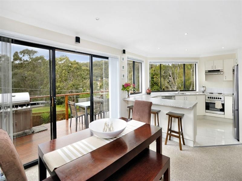 76 Prices Circuit, Woronora NSW 2232