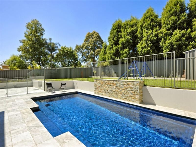 121 Brushwood Drive, Alfords Point NSW 2234
