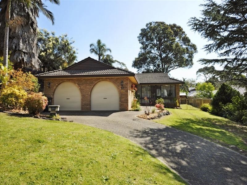 11 McCabe Place, Menai NSW 2234