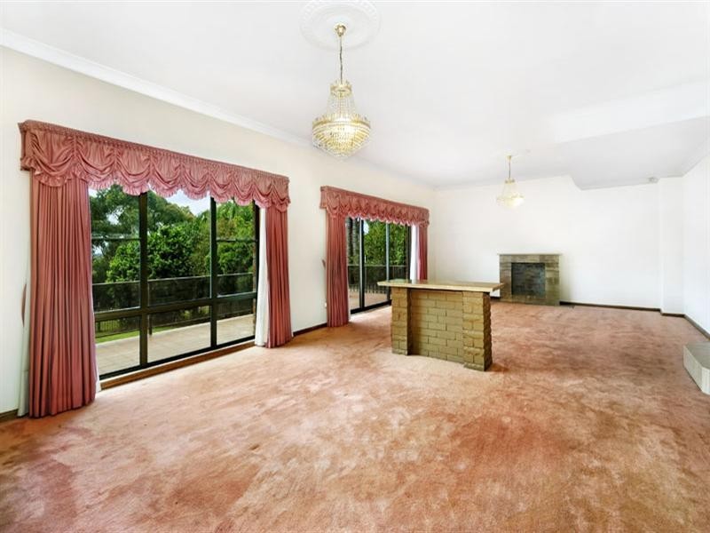 11 Kentia Place, Alfords Point NSW 2234