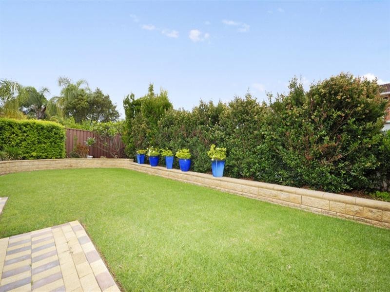16 Raine Place, Barden Ridge NSW 2234