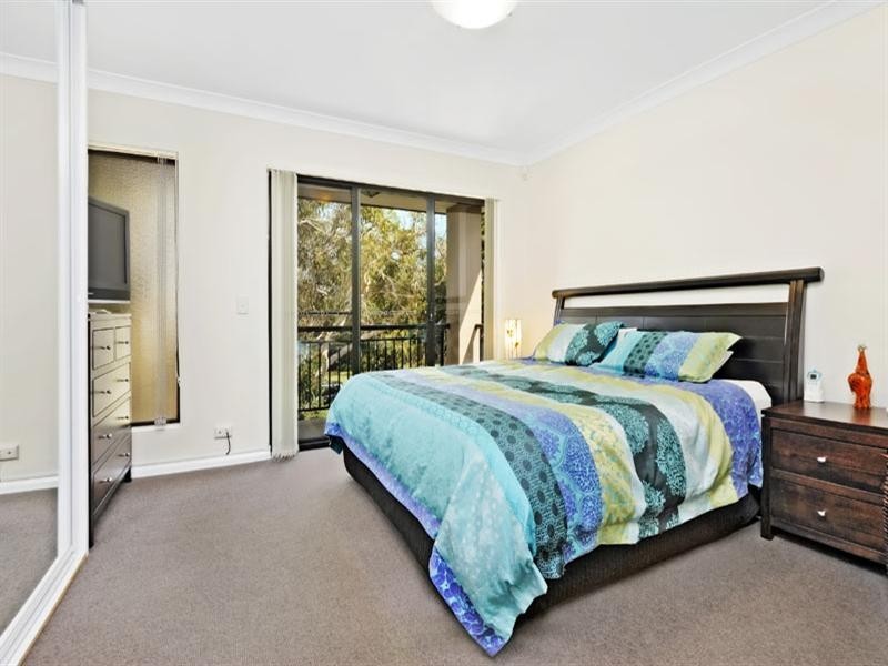 5/54 Osprey Drive, Illawong NSW 2234