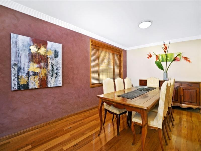 25 Barnes Crescent, Menai NSW 2234