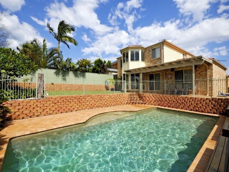 13 Treborth Place, Menai NSW 2234