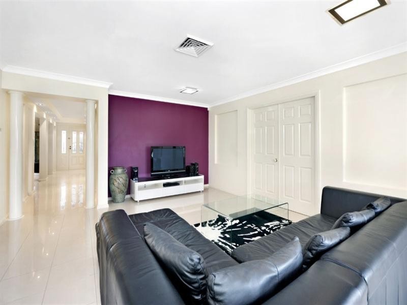 13 Treborth Place, Menai NSW 2234