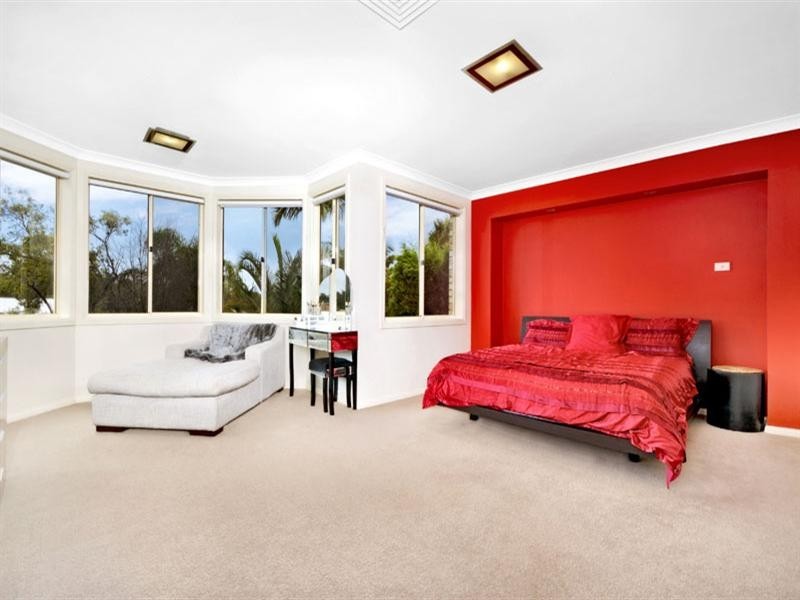 13 Treborth Place, Menai NSW 2234