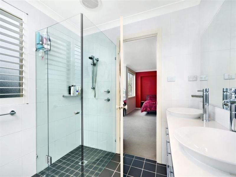 13 Treborth Place, Menai NSW 2234