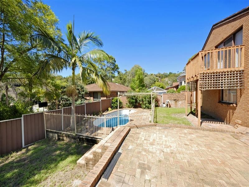 89 Griffin Parade, Illawong NSW 2234