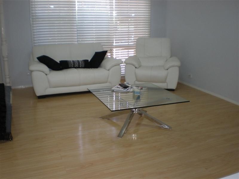 8/43 Dewberry, Menai NSW 2234