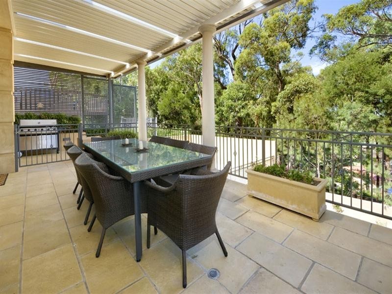 11 Poinciana Row, Menai NSW 2234