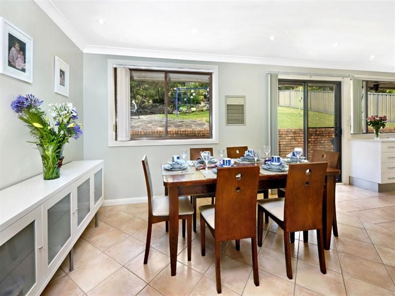 4 Connor, Illawong NSW 2234