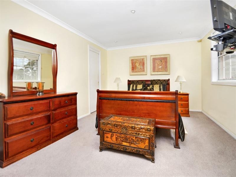 1 Satinwood Close, Alfords Point NSW 2234