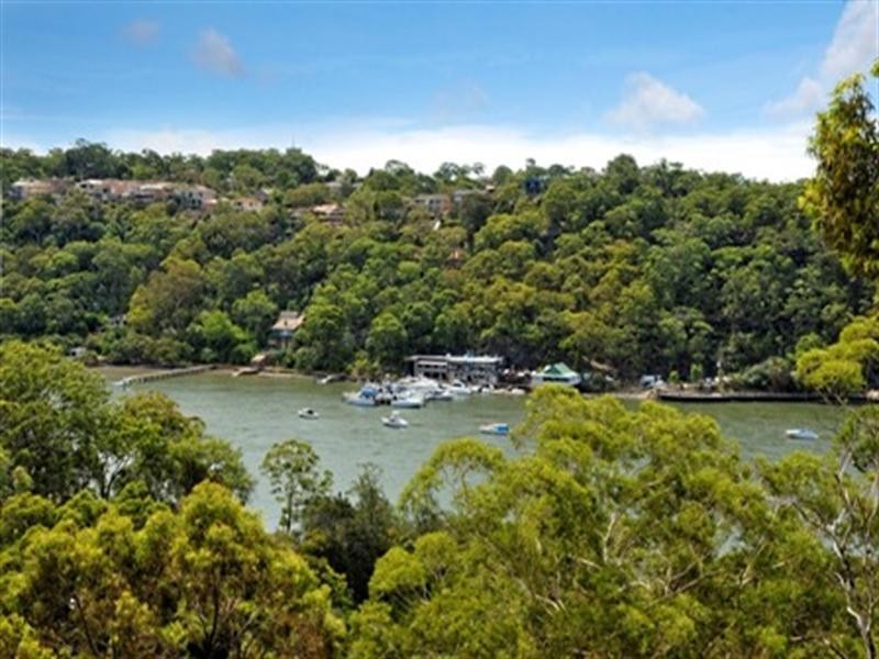19 Thompson Avenue, Illawong NSW 2234