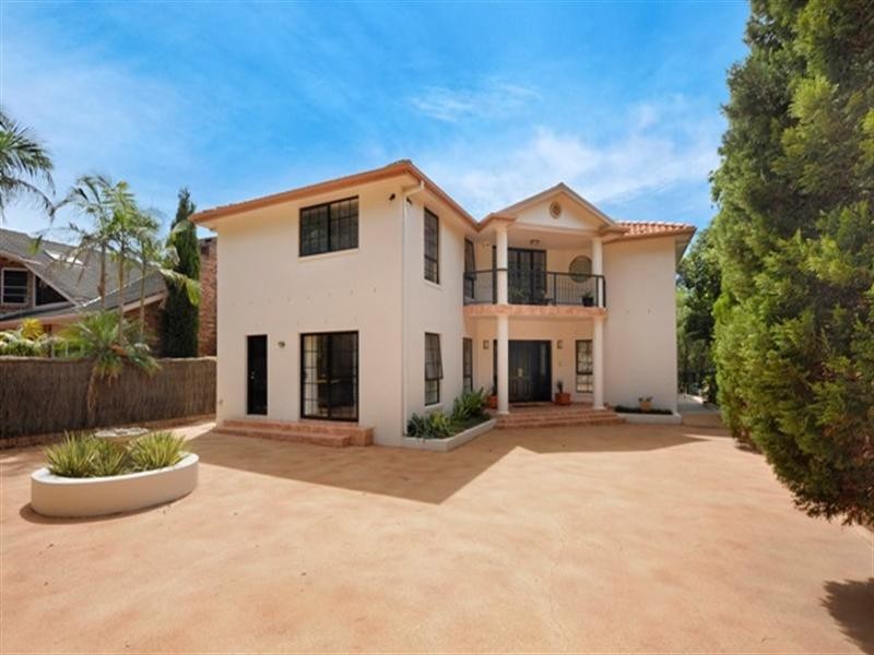19 Thompson Avenue, Illawong NSW 2234