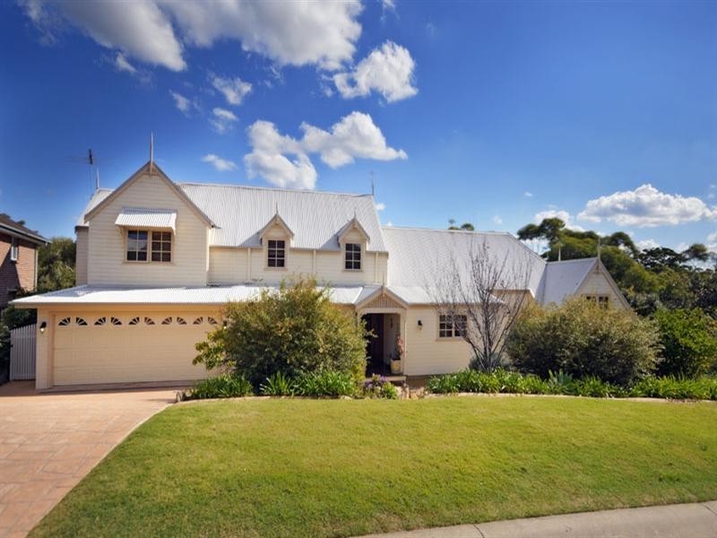 18 Llanberis Drive, Menai NSW 2234