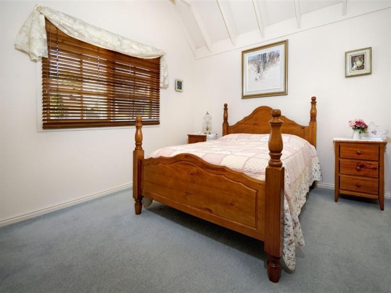 18 Llanberis Drive, Menai NSW 2234