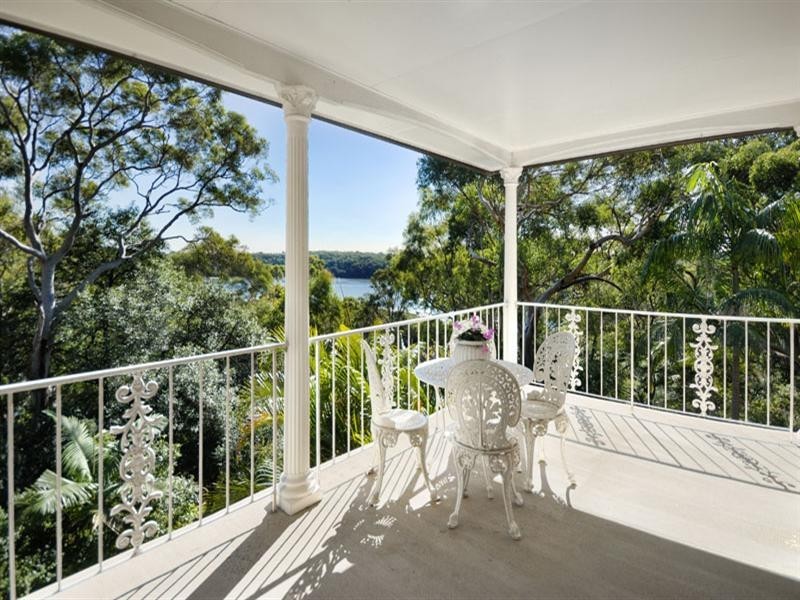 61 Bignell Street, Illawong NSW 2234